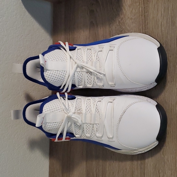 PUMA SHOES SIZE 10 - Picture 4 of 5